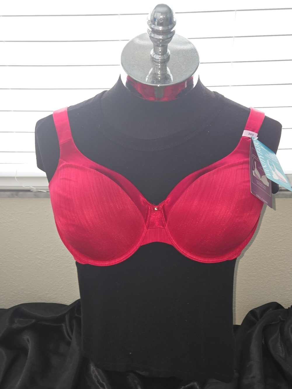 Vanity Fair Red Full Coverage Smooth Underwire Bra